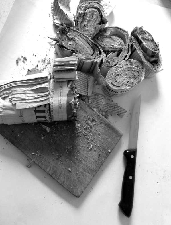 altering the news, with kitchen knife. Ines Seidel
